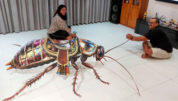 Bahrain’s 3D couple rides high with ‘Roach Royce’